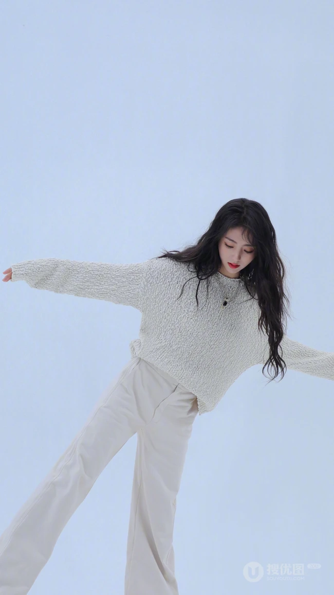 美女邢菲青春靓丽休闲穿搭唯美写真手机壁纸图片