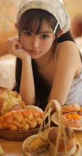奶甜奶甜的长发线条感精选身材少女诱人居家写真照片