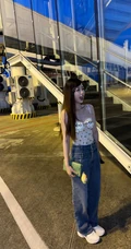 虞书欣生活照，女生虞书欣穿个性衣服的真人照片