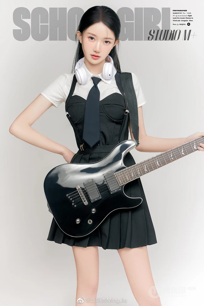 音乐系女孩，清新清新吉他少女校花高清图片
