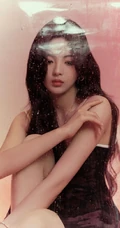 女生杨超越气质黑色小肩带唯美室内写真照