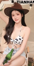 身形匀称匀称身形女生小姐姐气质肩带家居服牛仔裤穿搭户外写真套图