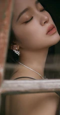 欧阳娜娜性感完美侧身侧颜妩媚动人手机壁纸图片