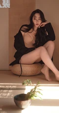 蒋梦婕气质男人装图片，这也太好看了吧