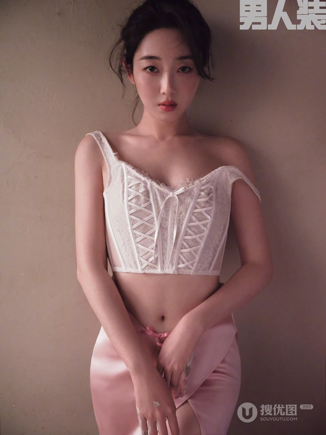 蒋梦婕气质男人装图片，这也太好看了吧