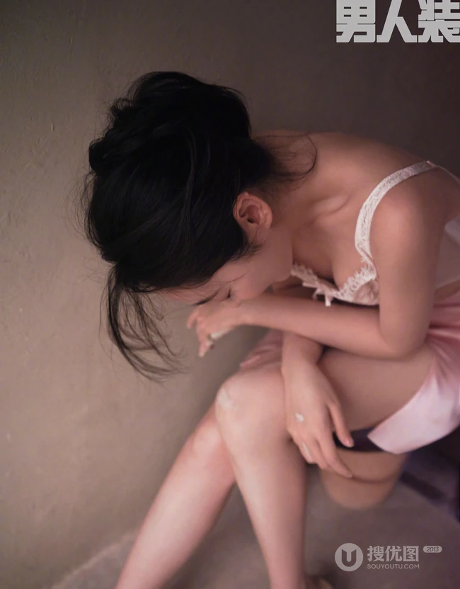 蒋梦婕气质男人装图片，这也太好看了吧