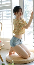 好清凉的小碎花，夏日清凉少女碎花衫短裤穿搭超美写真图片