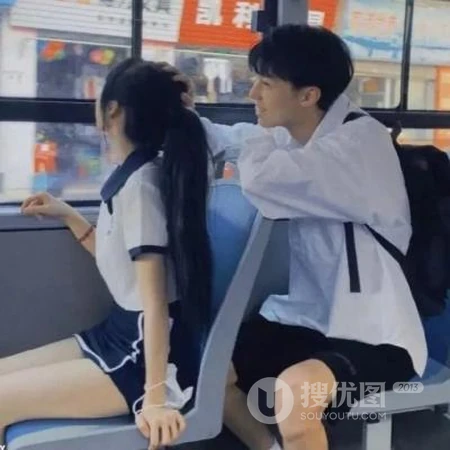 跑跳着抱上你，情侣头像图片2023年最新宠溺宠爱恩爱配对头像图片