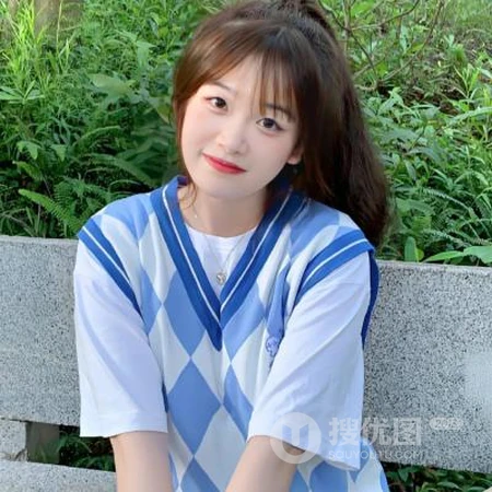 外出游玩旅拍街拍的真人清纯少女2023年最新款唯美好看头像图片
