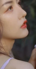 闻花的女人，唯女生生侧颜和花朵摄影系列高清图片