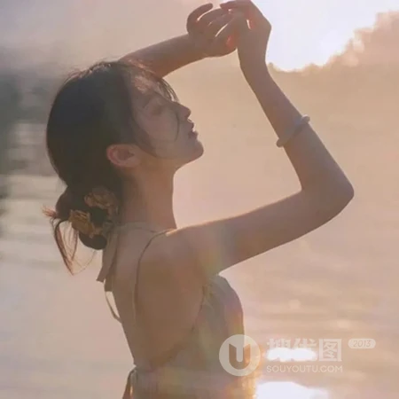 夕阳下的女生唯美摄影头像，高级质感好看的女生头像图片