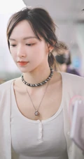 怎么拍都好看，女生程潇现身某机场，路人照视觉漂亮气质魅力难挡