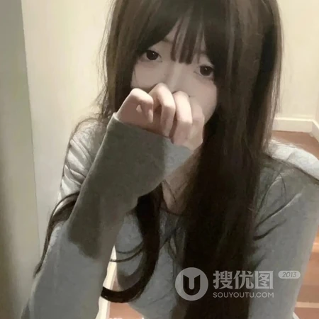 慵懒女生偏冷淡风头像图片