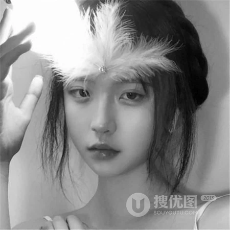 慵懒女生偏冷淡风头像图片