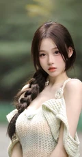 头戴草帽的高颜值辫女生大麻花辫发型搭配肩带毛衣裙户外写真图片