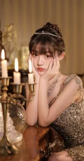 千金大小姐驾到，奢华室内，浑身闪钻连衣裙千金大小姐女生高清室内写真