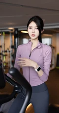 健身房锻炼的气质女生网红模特紧身运动衣鲨鱼裤穿着显完美身段写真套图