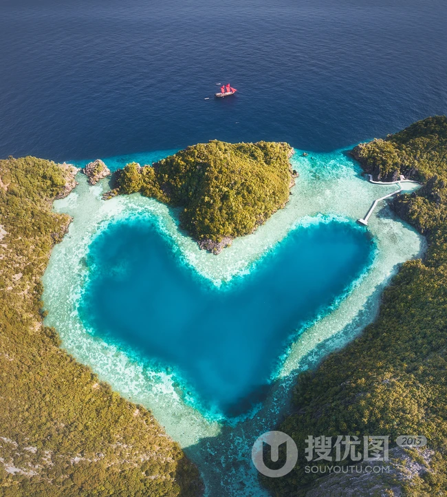 青山绿水，大好河山，俯瞰视觉下形态各异的各种岛屿唯美景色图片 第1张