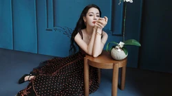 迪丽热巴壁纸，美女迪丽热巴超美吊带刺绣长裙穿搭写真壁纸套图