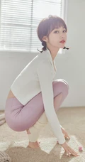 宣璐身材，宣璐身着紧身运动衣长裤尽显完美身材写真手机壁纸图片