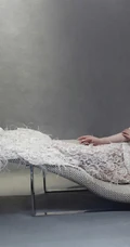 杨超越超美气质礼裙白裙穿搭尽显完美苗条身材写真美照