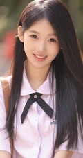 少女的校园时光，骑电动摩托车的长发秀气清新学妹街拍美照图集