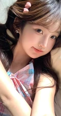10后漂亮气质可人甜女生孩的自拍生活美照图集