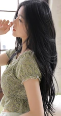 苹果女生，甜甜温柔美丽的苹果少女夏日写真室内照图集