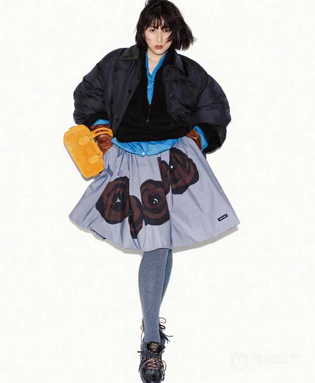 日本女生长泽雅美时尚秋装写真，看看气质短发轻熟的时尚表现力和魅力