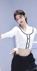 鞠婧祎排练舞蹈照片