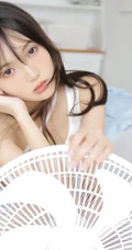 女生的夏日往事回忆，清凉穿搭夏日少女白衣短裤休闲穿搭悠闲写真套图
