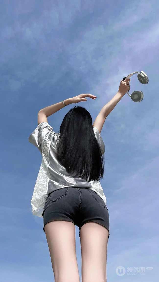 俯瞰视觉，超火的紧身短裤，美腿小姐姐高清手机壁纸