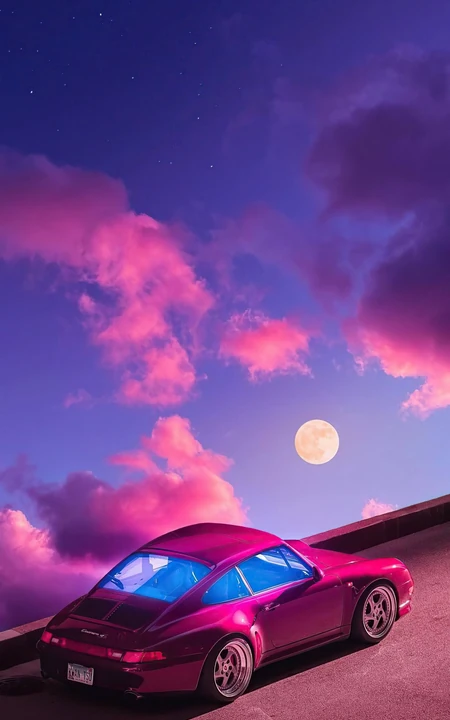 粉紫月夜下停驻的复古保时捷跑车
