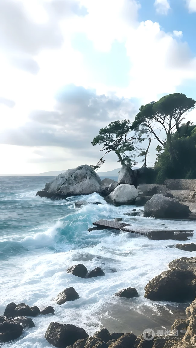蓝天白云下海浪拍击岩岸清新海边风光