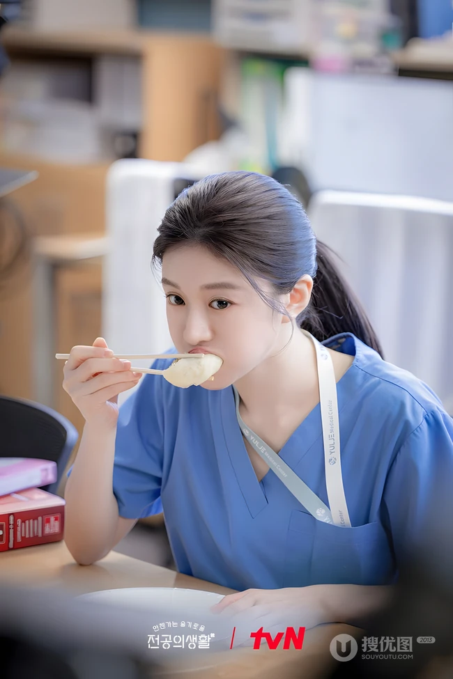 韩剧机智住院医生生活高允贞清新剧照合集