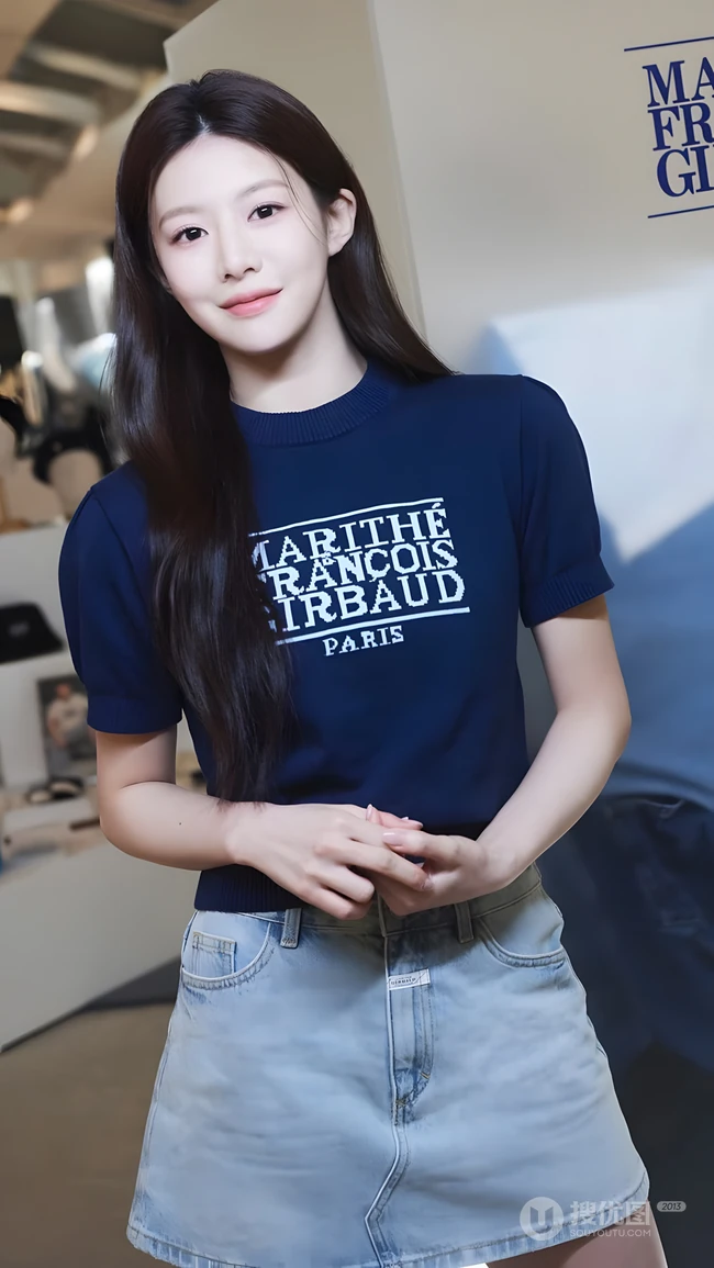 气质长发女星休闲穿搭品牌写真合集