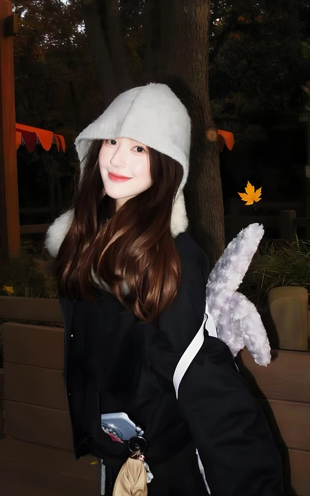 秋日夜晚户外甜系少女氛围感随拍