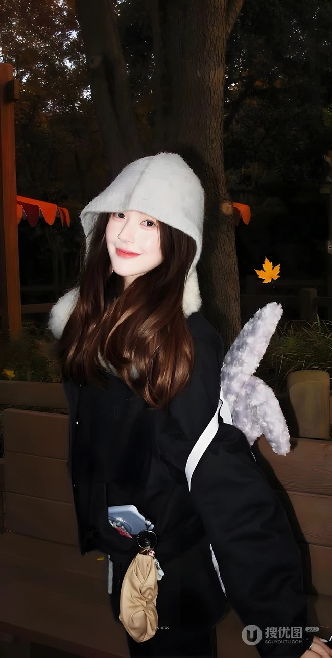 秋日夜晚户外甜系少女氛围感随拍