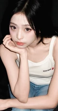 年轻女生日常随性氛围感多场景人像写真