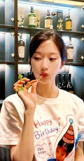 文佳煐生日派对可爱造型系列写真