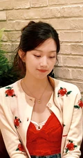 文佳煐生日派对可爱造型系列写真