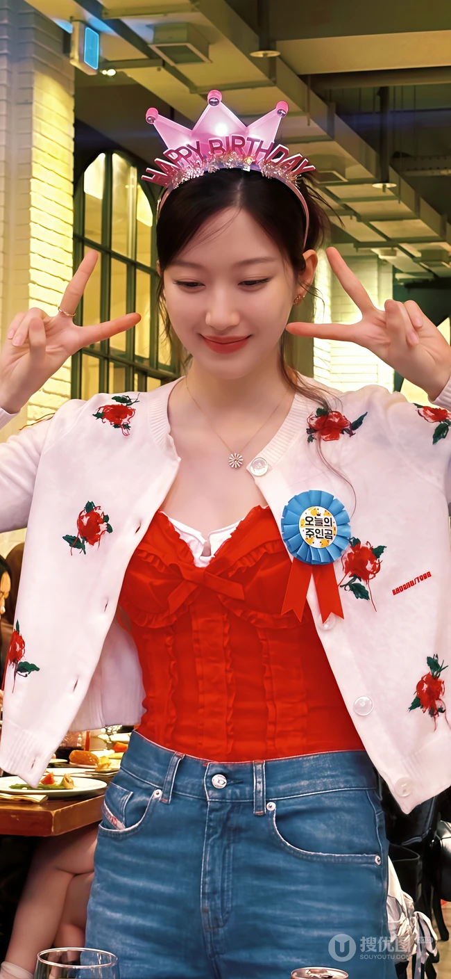 文佳煐生日派对可爱造型系列写真