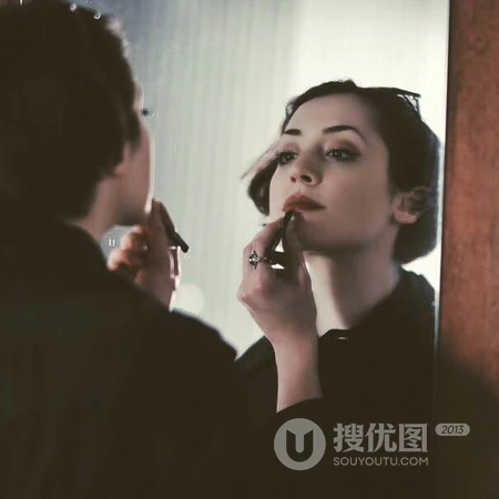 复古氛围感高级感人像女生头像合集