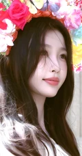虞书欣簪花造型清新甜美系列写真图片