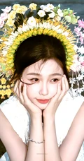 虞书欣簪花造型清新甜美系列写真图片