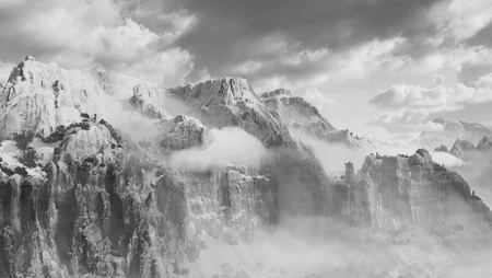 黑白水墨风云雾缭绕巍峨群山风景图
