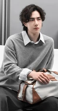 王一博慵懒风居家写真系列